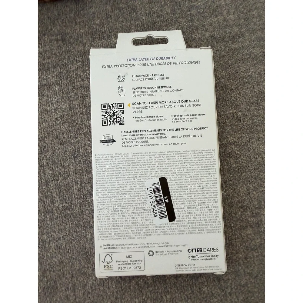 OtterBox Premium Pro Glass Privacy Guard for iPhone 16 Screen Protector 77-96218